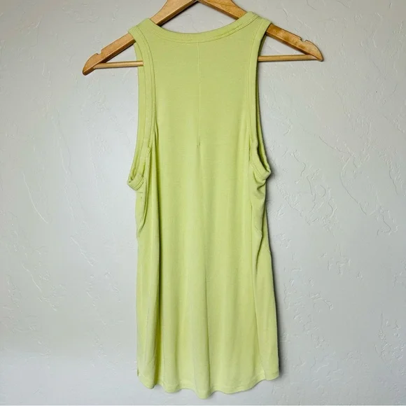 Lululemon Women’s Hold Tight Crewneck Tank Top Size 6 - Picture 6 of 7